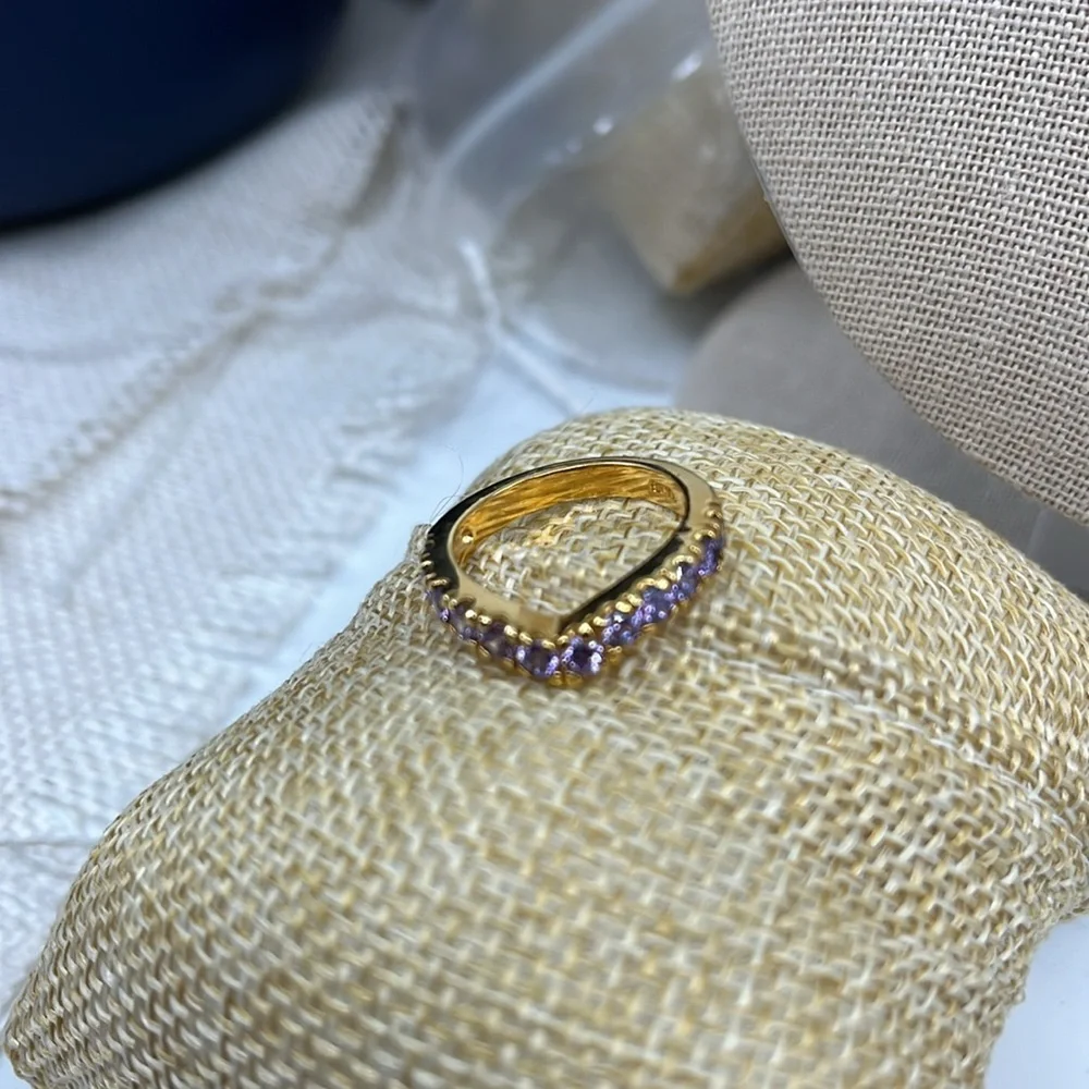 Vintage Seta Gold-Tone Ring With Sparkling Stones, Size 6
